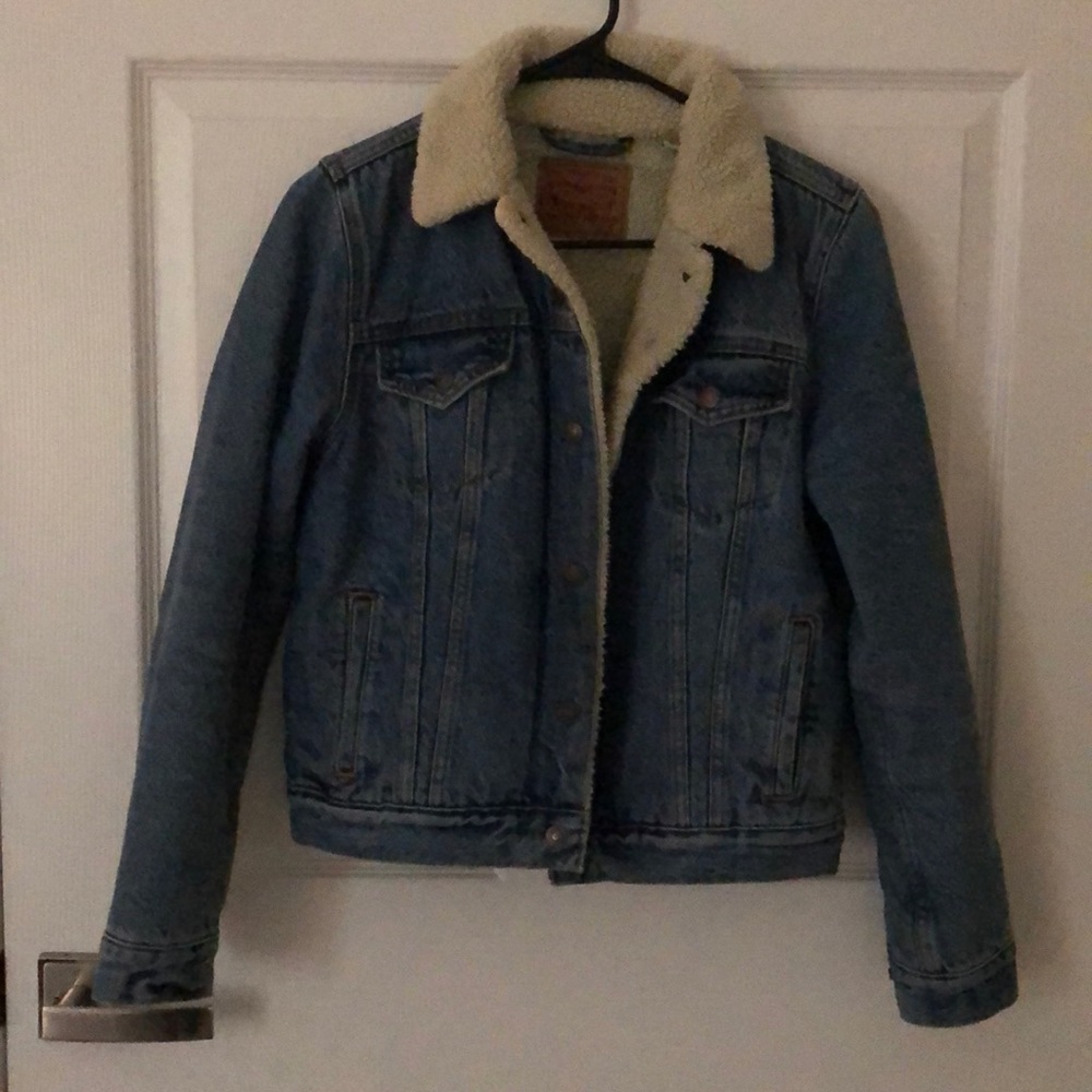 Sherpa Jean Levi jacket